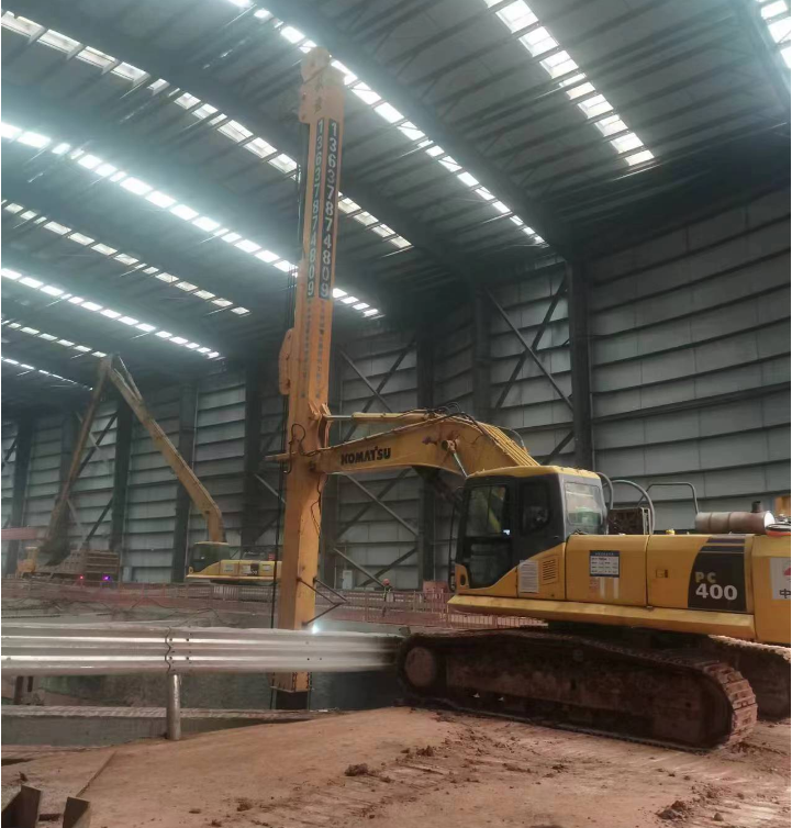 �������ھ������